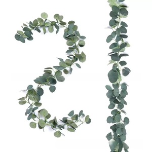 Guirlandes de plantes vertes artificielles Xinyuan en eucalyptus pour décoration d'arche de mariage, toile de fond en rotin pour cérémonie en extérieur - Product Image 5