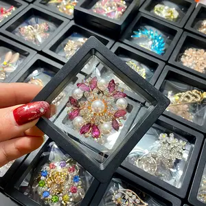 Grosir aksesoris wanita buatan tangan berlian imitasi mutiara twinkle bros pernikahan pin syal mewah jumlah bros perhiasan