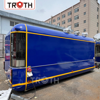 Camion de restauration mobile en acier inoxydable Truth avec rôtissoire à poulet, 18 pieds, entièrement équipé avec congélateur