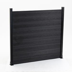 Cerca de Privacidad WPC en Stock para Mejorar el Diseño de tu Patio Trasero Moderno, con un Diseño Sólido sin Huecos, con Certificación CE y FSC para una Calidad Garantizada - Product Image 1