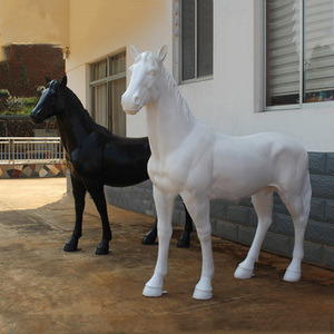 Vente en gros de grande qualité parc urbain décor cheval extérieur résine grande statue de cheval - Product Image 6
