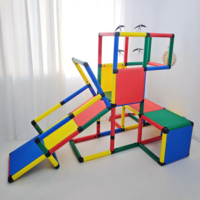 Équipement de terrain de jeu intérieur pour la maison, mur d'escalade éducatif avec toboggan, panneaux et connecteurs pour enfants