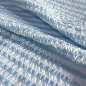 ผ้าโพลีเอสเตอร์พิมพ์ลายระลอกฟองผ้า Seersucker 100% โพลีเอสเตอร์สำหรับใช้ในบ้าน