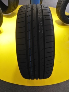 <span class=keywords><strong>Prix</strong></span> de gros des pneus de voiture avec motif populaire 195/65R15 avec nouvelle étiquette européenne - Product Image 6