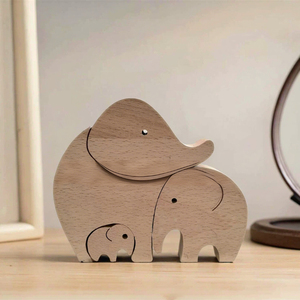 Decorazioni ecologiche incise personalizzate Topper intaglio in legno di elefante fatto a mano regalo per la festa della mamma del papà - Product Image 3