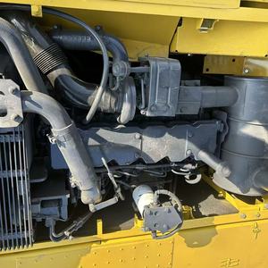 Excavatrice Komatsu PC220-8 d'occasion en bon état, d'origine japonaise - Product Image 5