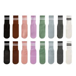 Nouveau Chaussettes montantes mi-mollet à double barre pour homme et femme Grip antidérapant pour les sports d'intérieur Fitness Yoga Pilates-Sports & Fitness Yoga - Product Image 4