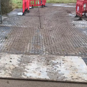 Tapis de protection du sol antidérapant en HDPE pour excavatrices, camions, travaux de construction et maintenance des équipements - Product Image 6