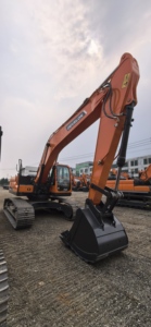Excavadora hidráulica de cadenas DX220LCA 2N de 21 toneladas, confiable, para construcción y minería - Product Image 5
