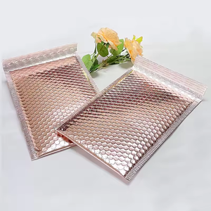 Biểu tượng tùy chỉnh vận chuyển phong bì gửi thư Túi Rose <span class=keywords><strong>Gold</strong></span> 10*15 inch độn bong bóng bưu phẩm - Product Image 2
