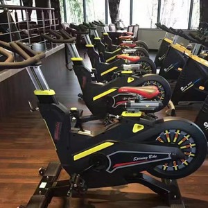 Vélo d'exercice magnétique JM-M01 pour usage commercial et domestique, idéal pour la gym et le fitness, vélo de spinning d'intérieur JM-M01 - Product Image 1