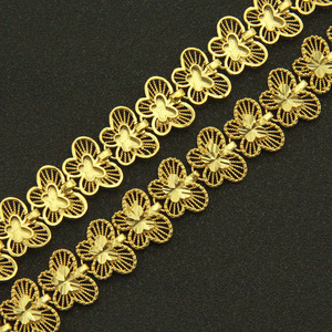 Pulsera con forma tridimensional hueca, accesorios decorativos para las manos modernos y versátiles - Product Image 4