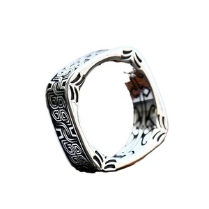 Anillo Cuadrado de Acero Inoxidable 316L con Nudo Celta para Hombre, Pulido Brillante, Grabado de Doble Cara, Estilo Rebelde Oscuro, Joyería Punk para Motociclistas - Product Image 3