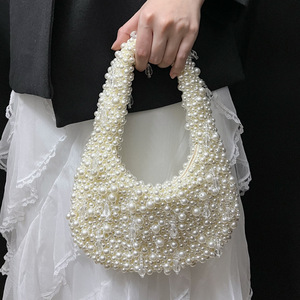 Sac fourre-tout demi-lune élégant pour femme, fait main, perles vintage françaises, grande capacité, pour banquets, collection 2026 - Product Image 3