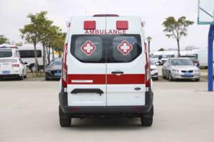 Nuovissima Ambulanza Ospedaliera V362 con Monitoraggio, Veicolo di Soccorso Medico per Terapia Intensiva in Vendita - Product Image 2