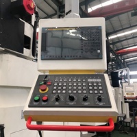 Fraiseuse à portique CNC horizontale 3 axes de conception allemande de haute précision BT50 FANUC 10000 tr/min pour applications aérospatiales lourdes en titane