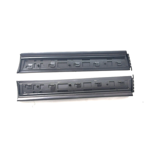 Plaque <span class=keywords><strong>de</strong></span> protection <span class=keywords><strong>de</strong></span> <span class=keywords><strong>seuil</strong></span> <span class=keywords><strong>de</strong></span> <span class=keywords><strong>porte</strong></span>, garnitures latérales <span class=keywords><strong>de</strong></span> <span class=keywords><strong>porte</strong></span> 9Y0837095OK1 9Y0837096OK1 9Y0839095OK1 9Y0839096OK1 pour Porsche Cayenne 2018- - Product Image 4