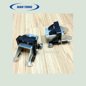Clips de livre Astor Thread pour machine à coudre, clips de courroie à rouleaux pour accessoires de presse d'impression, pince métallique noire - Product Image 1