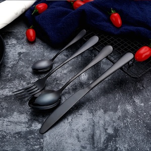 Cubiertos de Acero Inoxidable 304 Negro, Juego de Cubiertos de Lujo de <span class=keywords><strong>24</strong></span> <span class=keywords><strong>Piezas</strong></span>, Utensilios Reutilizables Dorados, Cuchara y Tenedor, Juego de Cubiertos de <span class=keywords><strong>24</strong></span> <span class=keywords><strong>Piezas</strong></span> en Caja de Regalo - Product Image 4