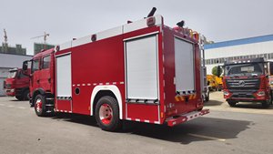 Camion-citerne à eau, camion-citerne à mousse, camion-citerne à carburant diesel, camion-citerne à roues motrices 4x4, camion-citerne à incendie, neuf, utilisé près de chez moi - Product Image 5