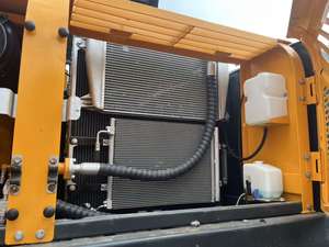 Venta caliente Hyundai 305LC-9T Excavadora Maquinaria Industrial Pesada de alta eficiencia con peso operativo de 35 toneladas Buena calidad Shanghai - Product Image 4