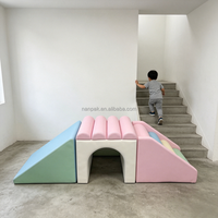 Elegante y Suave Juego de Escalada con Arco, Juguetes Sensoriales de Espuma Multifuncionales para Niños de 2 a 6 Años, Ideal para Cafeterías de Juegos, Centros Comerciales y Alquiler para Fiestas