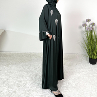 mode en tissu satiné solide assortie à la robe intérieure et à l'écharpe islamique pour femmes ensemble de robe abaya 4 pièces