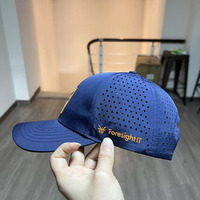 Casquette de baseball perforée à séchage rapide en polyester imperméable, casquette de golf personnalisée avec logo en caoutchouc, casquette de sport pour hommes, vente en gros