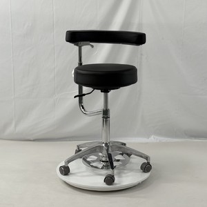 Fauteuil dentaire KM-CZY035 réglable et pivotant avec roulettes, usage professionnel, simili cuir noir - Product Image 1