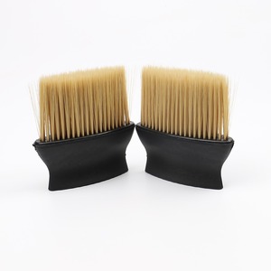 Brosse de nettoyage intérieur de voiture, tête plate noire, poils jaunes effilés, élimination de la poussière, usage domestique, manuelle, manche en PP, 115 mm - Product Image 3