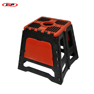 Petit tabouret carré maison et extérieur escabeau pliable antidérapant avec poignée de transport - Product Image 1