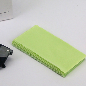 Chiffonnette de nettoyage pour <span class=keywords><strong>lunettes</strong></span> de soleil et de vue, personnalisée avec logo en relief, haute qualité - Product Image 3