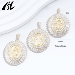 Ciondolo Religioso in Rame con Zirconia Cubica Dorata 35mm*50mm, Gioielli per Bambini con Immagini di Santa Madre di Dio e San <span class=keywords><strong>Giuda</strong></span> - Product Image 1