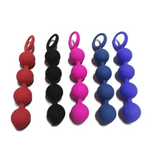 Silicone Anal Beads Butt Plug Four Ball Anal Chain Link with Safe O Pull Ring Anal Adult Sex Toy for Male Female Couple Play