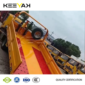 Camion de remorquage et de transport de voitures HOWO Hydraulics 5 tonnes à 2 essieux, plateau plat, <span class=keywords><strong>prix</strong></span> abordable pour un récupération rapide des véhicules - Product Image 4