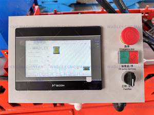 Machine de formage à froid sur mesure pour la fabrication de capuchons de toiture en zinc, ligne de production de capuchons de toiture - Product Image 6