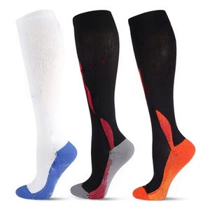 Factory Custom Kid Adult Cotton Anti Slip Sport Trampoline <b>Socks</b> Sport Grip <b>Socks</b> High Quality Wholesale - Product Image 2
