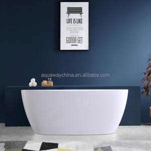 Bañera acrílica independiente de pared, fácil de instalar, de superficie sólida y lisa, para villas modernas de lujo, baños y hoteles. - Product Image 1