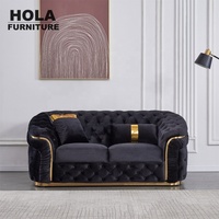 Sofa Chesterfield Mewah HOLA Hitam Persegi, Loveseat & Set Sudut Berbahan Beludru untuk Ruang Tamu Villa dengan Kaki Kayu