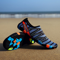 Chaussures de créateur en amont aqua à séchage rapide pour hommes et femmes Chaussures de sport imperméables pour la plage et l'extérieur Caractéristiques respirantes à séchage rapide