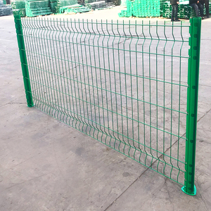 Pannello di Recinzione in Rete Metallica Saldata 3D Durevole, Resistente alla Corrosione, Flessibile, Ideale per Sicurezza e Recinzioni da Giardino - Product Image 1