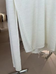 Pull en laine/cachemire blanc élégant pour femmes 16 GG Anti-rides Respirant Tricoté Design de col spécial - Style décontracté contemporain - Product Image 3