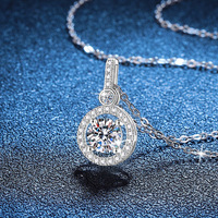 Collier pendentif en argent sterling 925 fin avec halo serti de moissanite colorée GRA 1 carat VVS taille ronde et certifiée