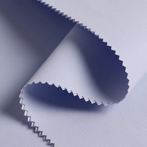 Nuovo Design Tessuto Rigido 100% Poliestere <span class=keywords><strong>Resistente</strong></span> <span class=keywords><strong>all</strong></span>'<span class=keywords><strong>Acqua</strong></span> e al Vento per Abbigliamento Sportivo e Borse da Esterno con Caratteristica Elasticizzata - Product Image 6