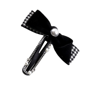 Pinza para el pelo estilo coreano con lazo de perlas de resina, para moños traseros, hecha a mano, elegante y chic, con <span class=keywords><strong>malla</strong></span> de diamantes de imitación, tipo pico de pato - Product Image 5