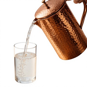 Pichet en Cuivre Vintage 1,7 L – Carafe Métallique Durable avec Design Classique Gravé – Écologique et Fait Main pour Boissons de Mariage et Fêtes - Product Image 4