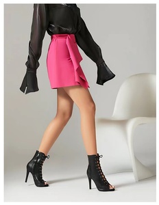 Chaussures <span class=keywords><strong>de</strong></span> <span class=keywords><strong>danse</strong></span> jazz noires <span class=keywords><strong>de</strong></span> 9,5 cm, avec bonne maintenée <span class=keywords><strong>de</strong></span> la cheville, pour la <span class=keywords><strong>danse</strong></span> latine, le tango, la bachata, la valse et la <span class=keywords><strong>danse</strong></span> <span class=keywords><strong>sociale</strong></span> - Product Image 4