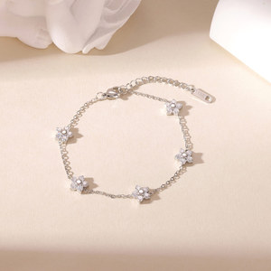 <span class=keywords><strong>Bracciale</strong></span> alla Moda Placcato <span class=keywords><strong>Oro</strong></span> con Zirconi, Gioiello Antiossidante in Acciaio Inossidabile, Braccialetti Regolabili con Fiore di Diamanti per <span class=keywords><strong>Donna</strong></span>, Idea Regalo - Product Image 3