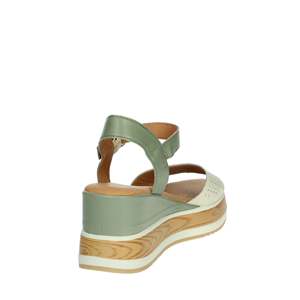 Carmela Women's Wedge <b>Sandal</b> 160531 Gold - Product Image 3