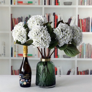 Steli di Ortensie Artificiali Vintage Real Touch, Fiori Finti di Ortensia Boho Autunnali per Bouquet da Matrimonio, Centrotavola e Decorazioni per la Casa - Product Image 6